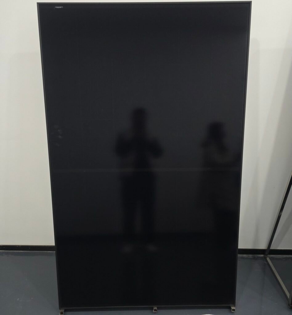 Design Freedom: How Back Contact Technology Transforms Solar Integration from Functional to Architectural?